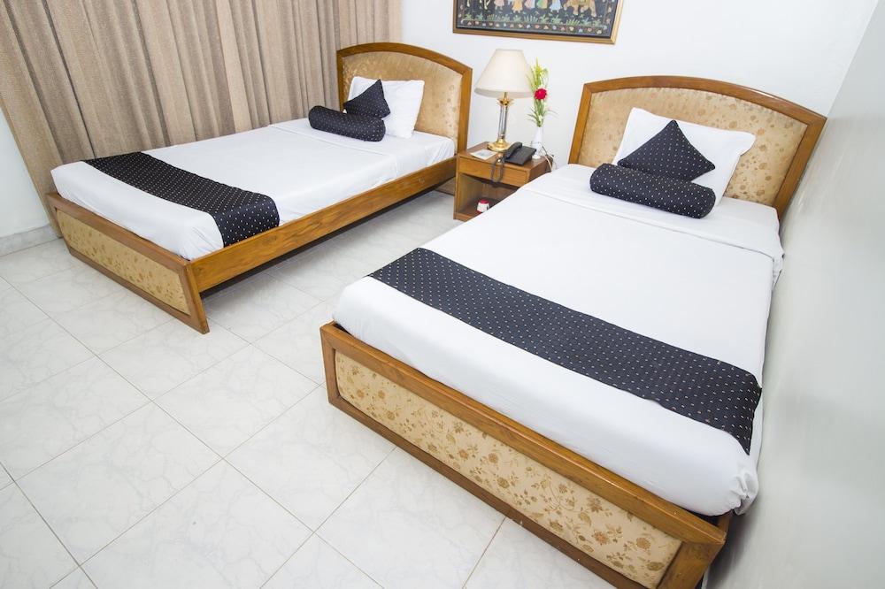 Hotel de Crystal Crown