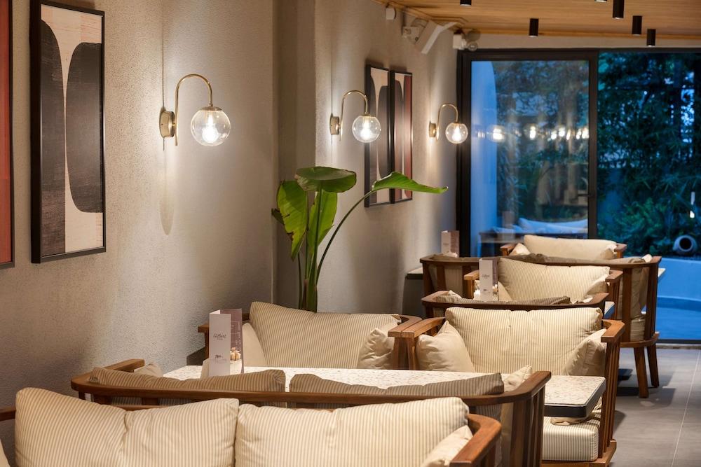 Sherwood Premio Hotel