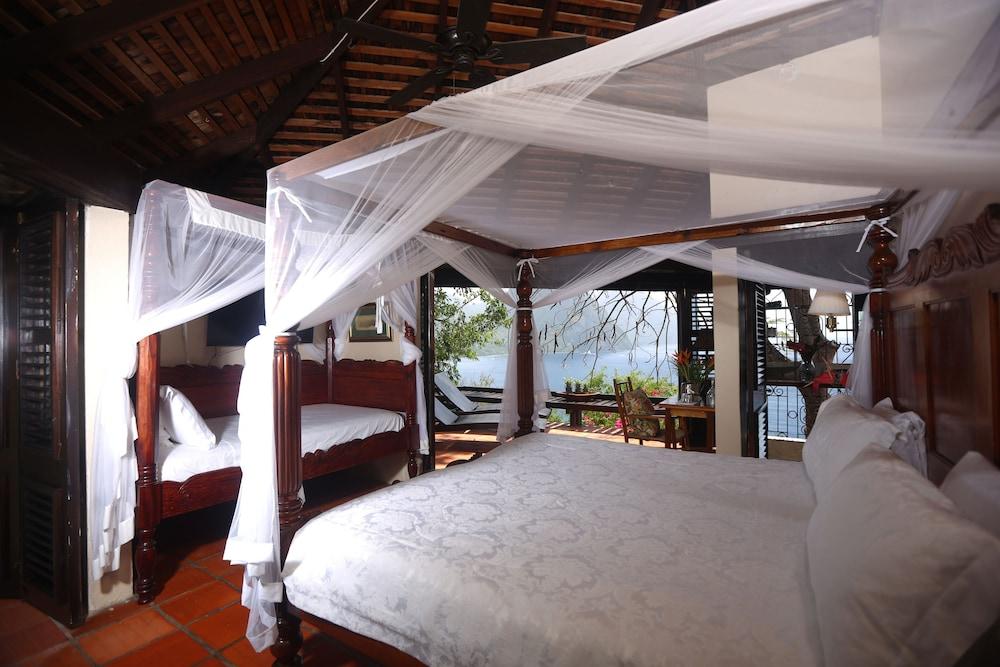 Caille Blanc Villa & Hotel - Adults Only