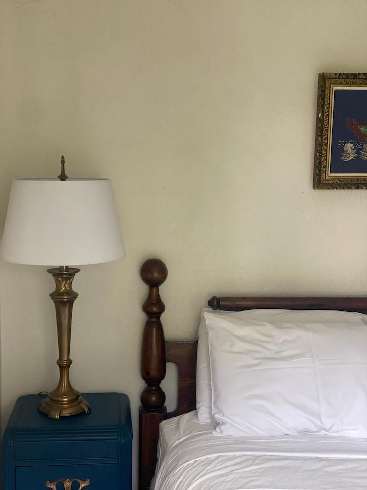 Maxwelton Braes Lodge and Golf Course