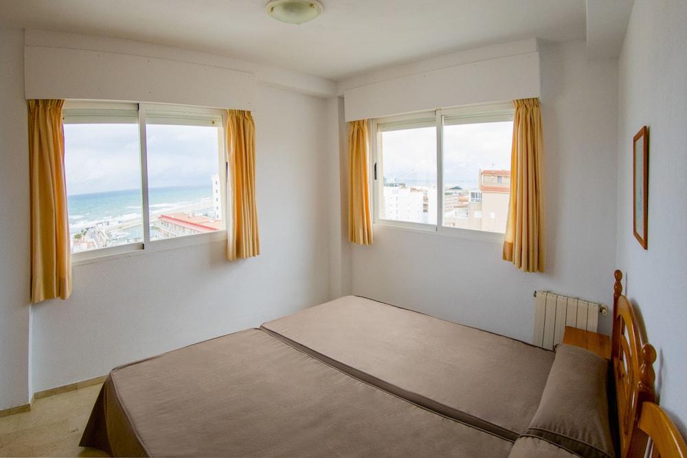 Apartamentos Turísticos Biarritz Bloque I