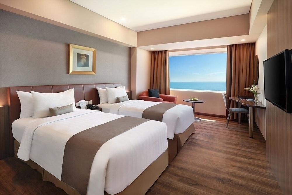 Aston Kupang Hotel & Convention Center