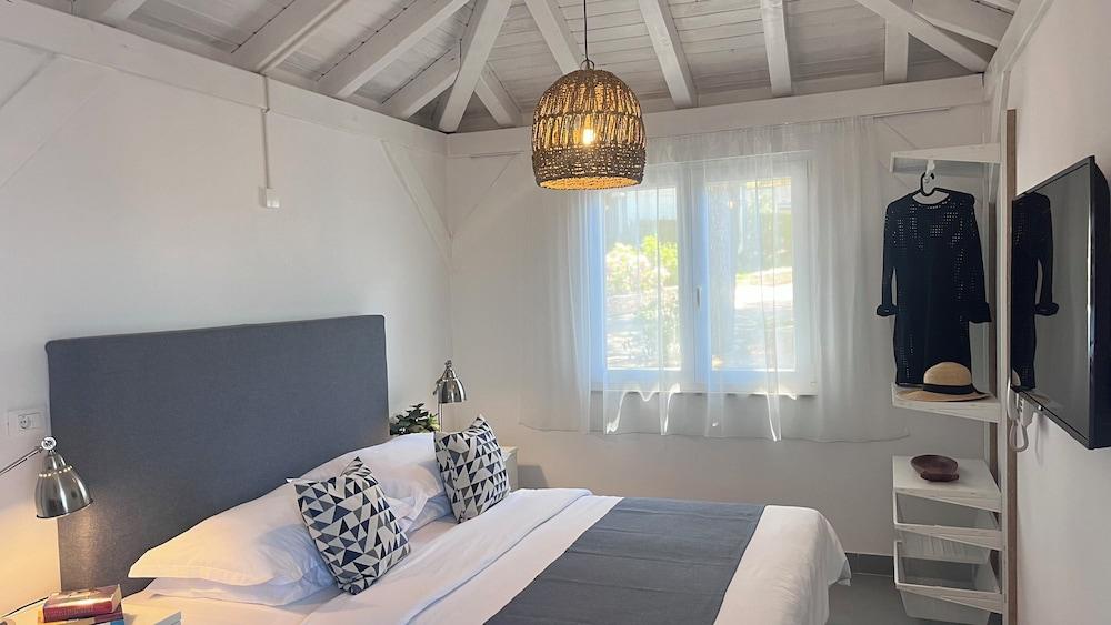 Waterman Beach Village