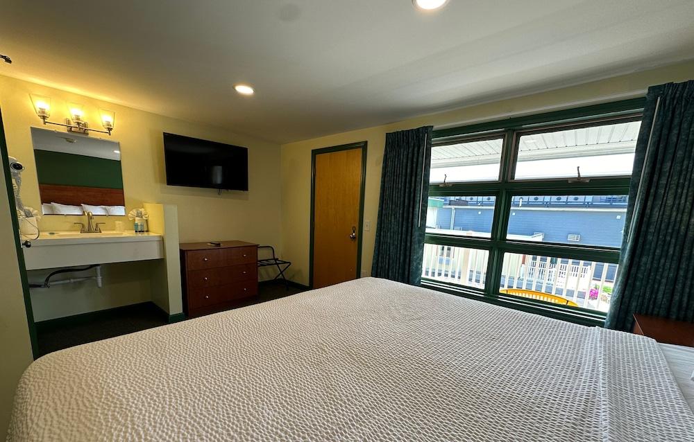 O'Sullivan's On The Lake Motel