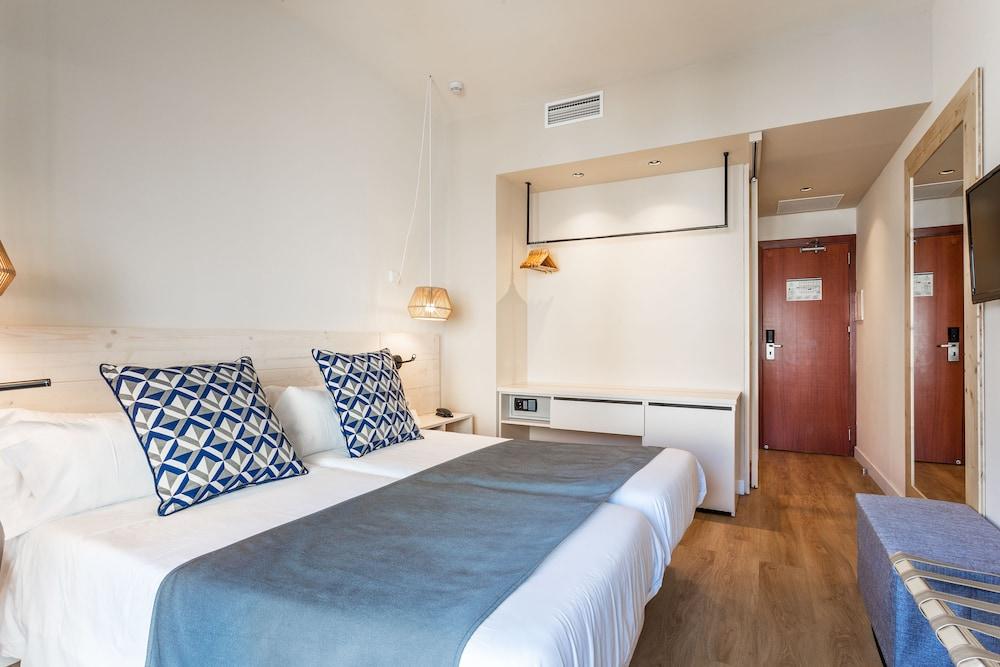 FERGUS Style Soller Beach