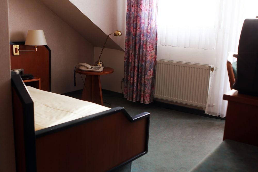 Pohl's Rheinhotel Adler