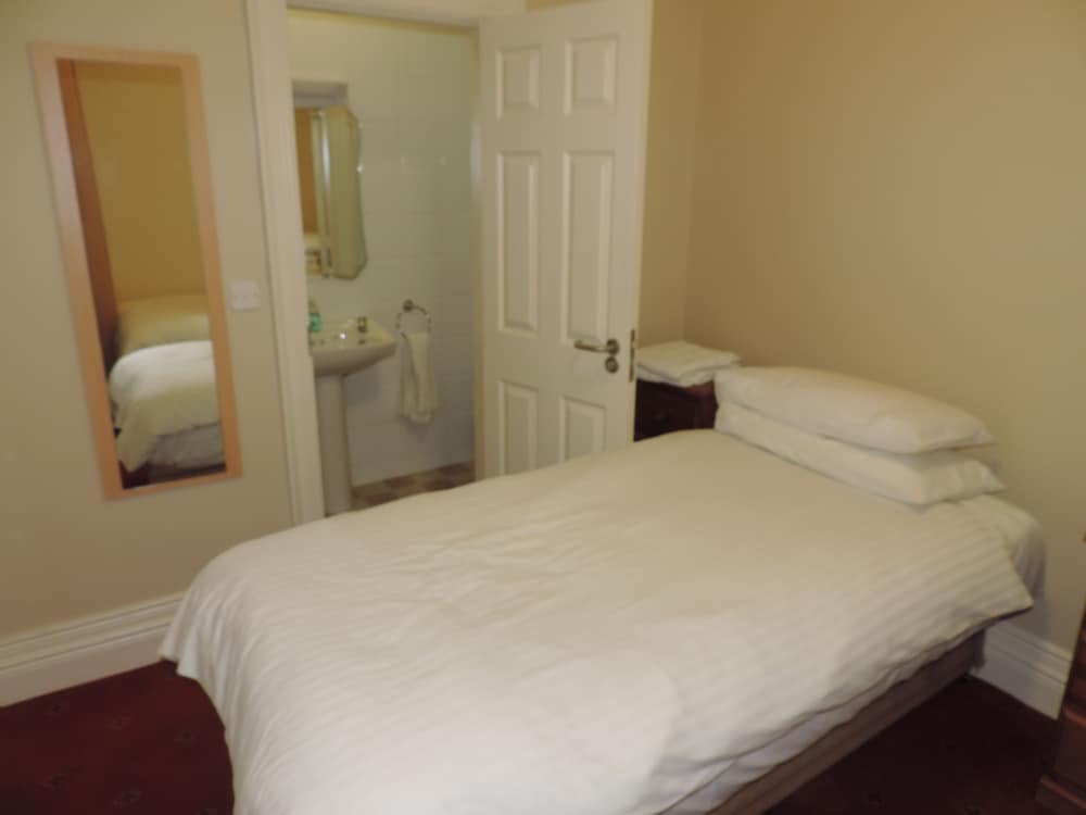 Gleesons Restaurant & Rooms