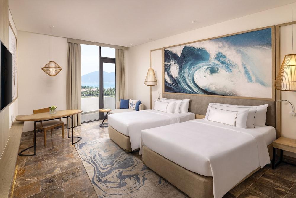 Melia Danang Beach Resort