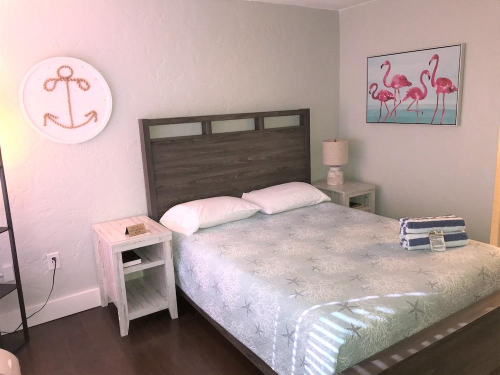 Bonita Beach Inn and Suites