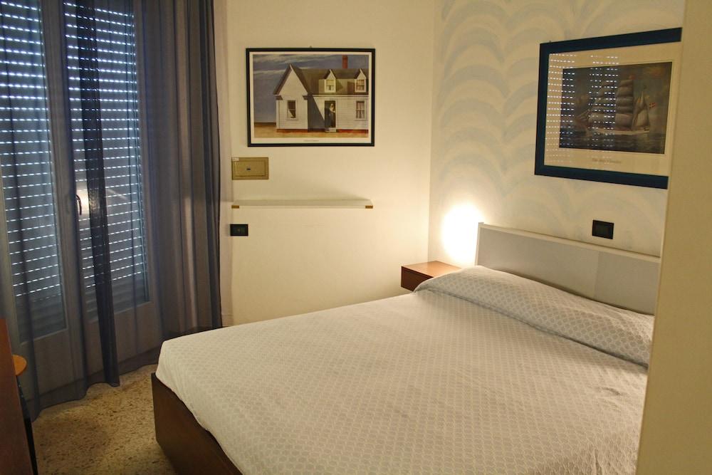 Hotel City Beach Resort