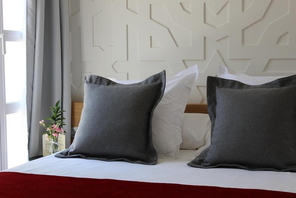 Hotel Boutique Caireles