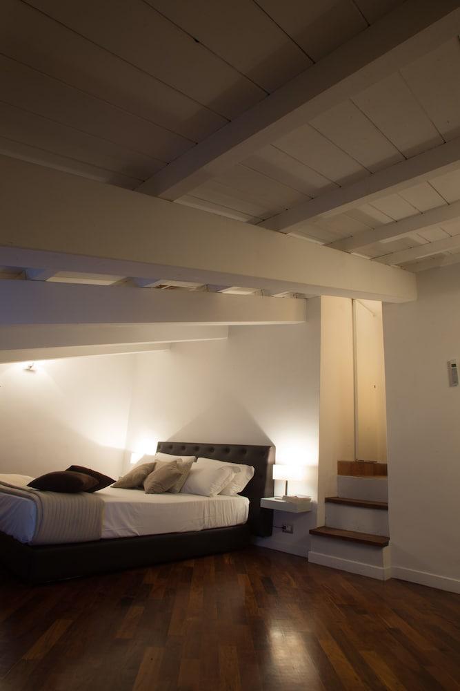 Relais Arco della Pace