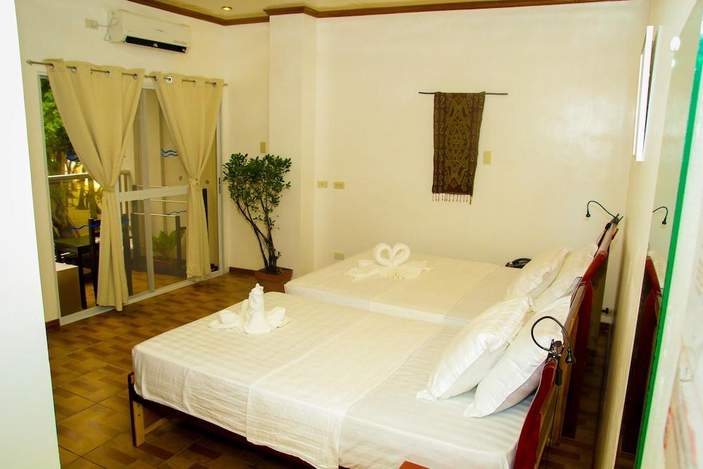 DiveGurus Boracay Beach Resort