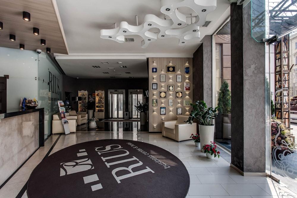 Rius Hotel Lviv