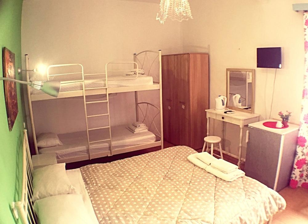 Avra Budget Beach Hotel