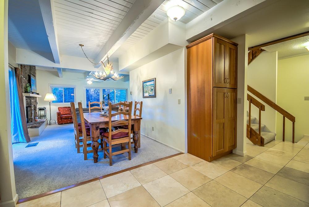 Waterford by Retreatia