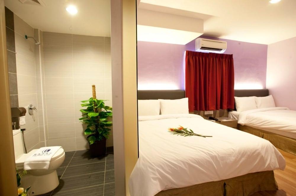 Hotel CIQ, Lumba Kuda