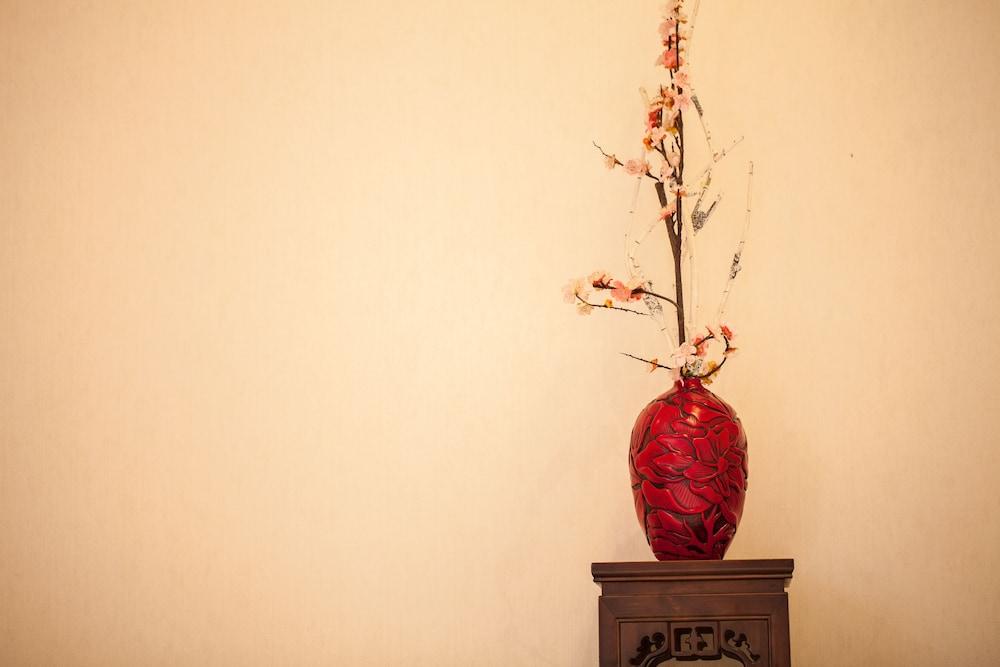 Chengdu Buddhazen Hotel