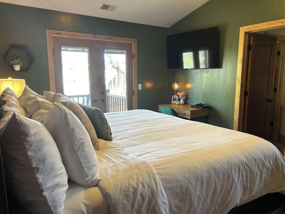 Engen Hus Bed and Breakfast