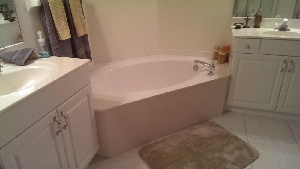 Villa Retreat - Exquisite Gulf Access