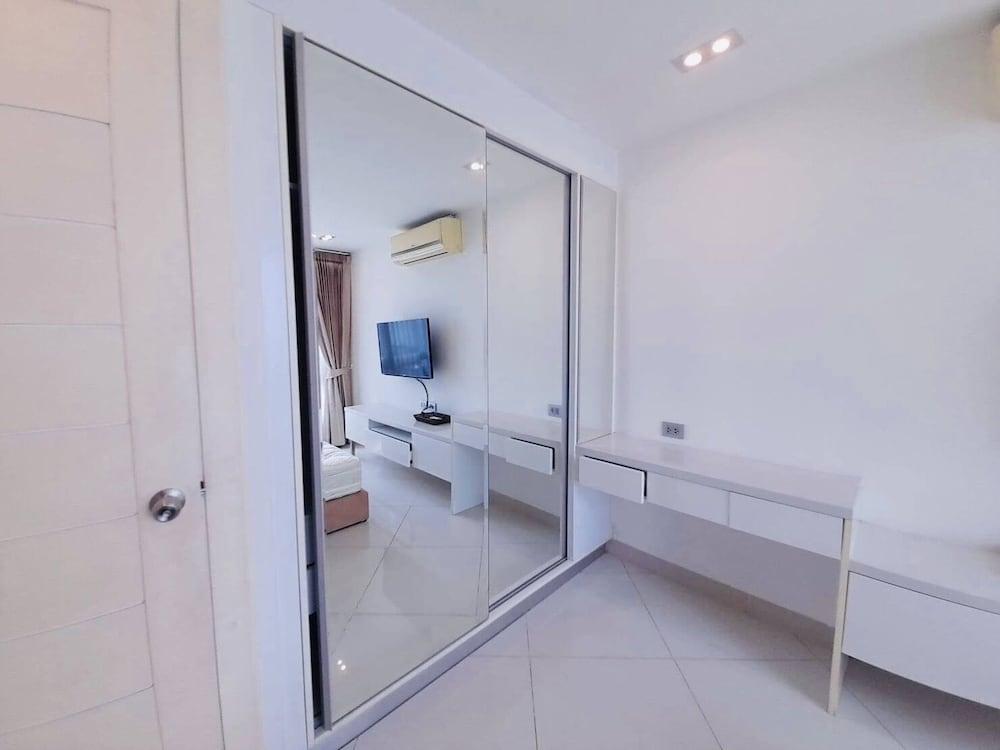 The View Cosy Beach by PSR ASIA