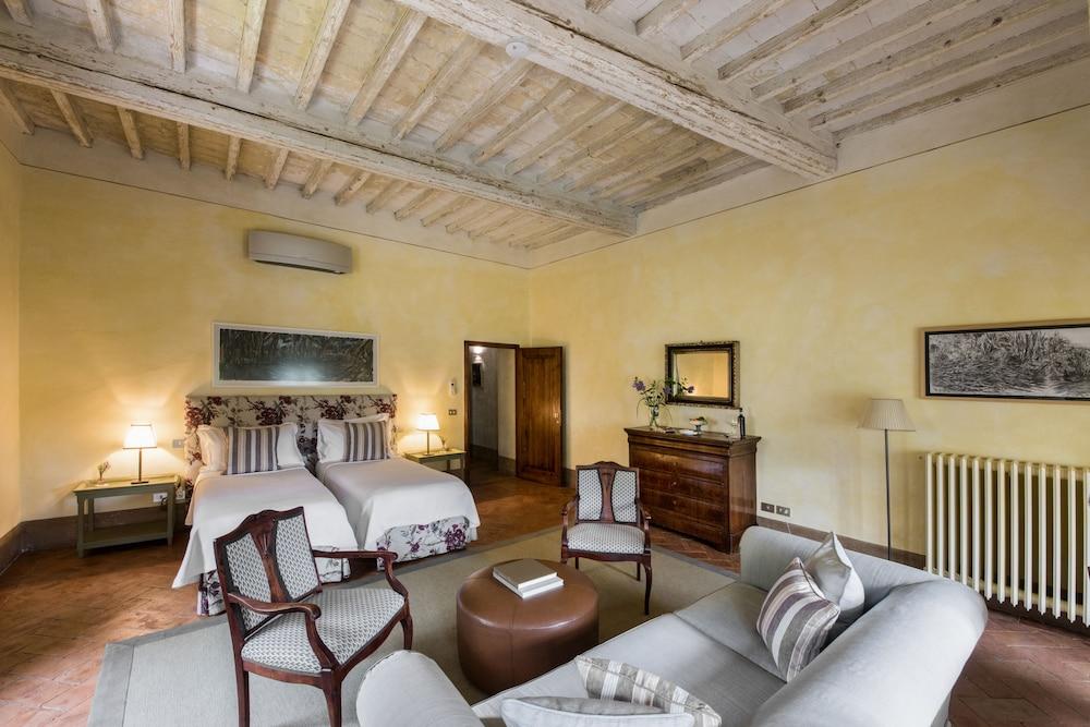 Borgo Pignano Volterra Tuscany