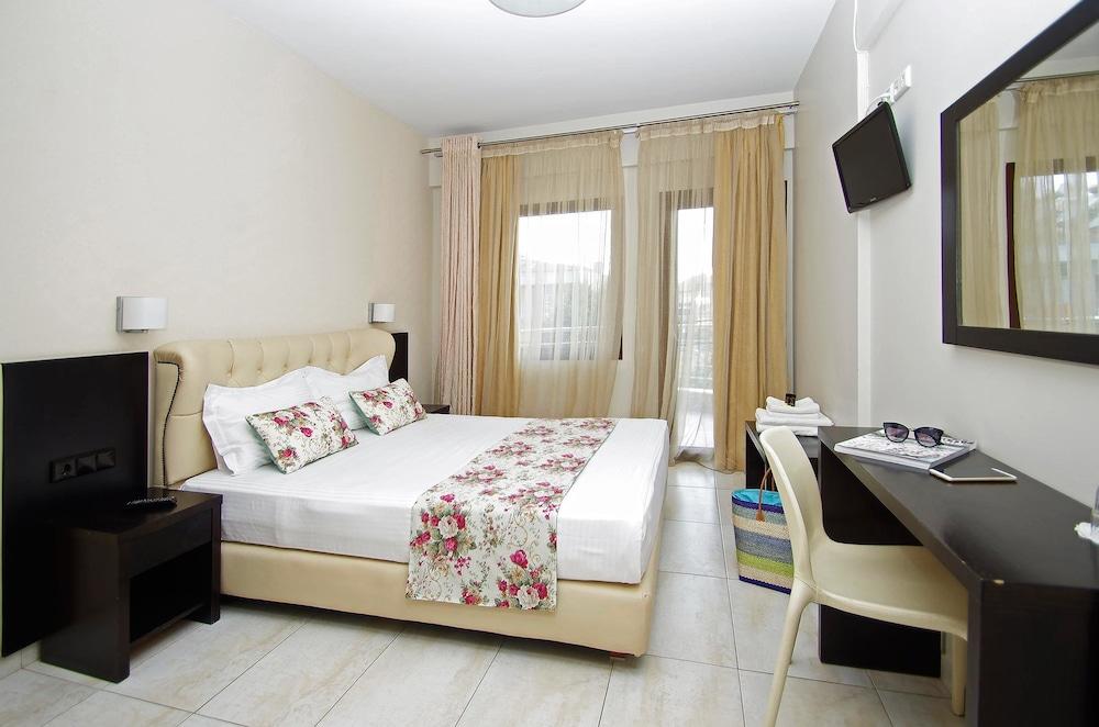 Principal New Leisure Hotel