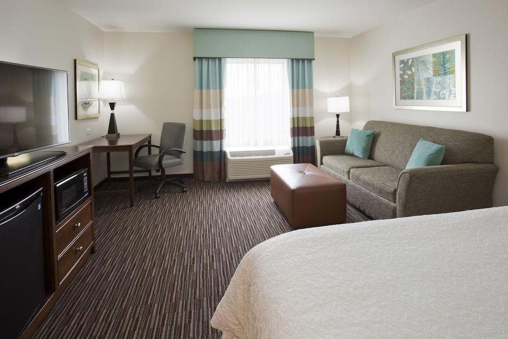 Hampton Inn & Suites Minneapolis West/ Minnetonka