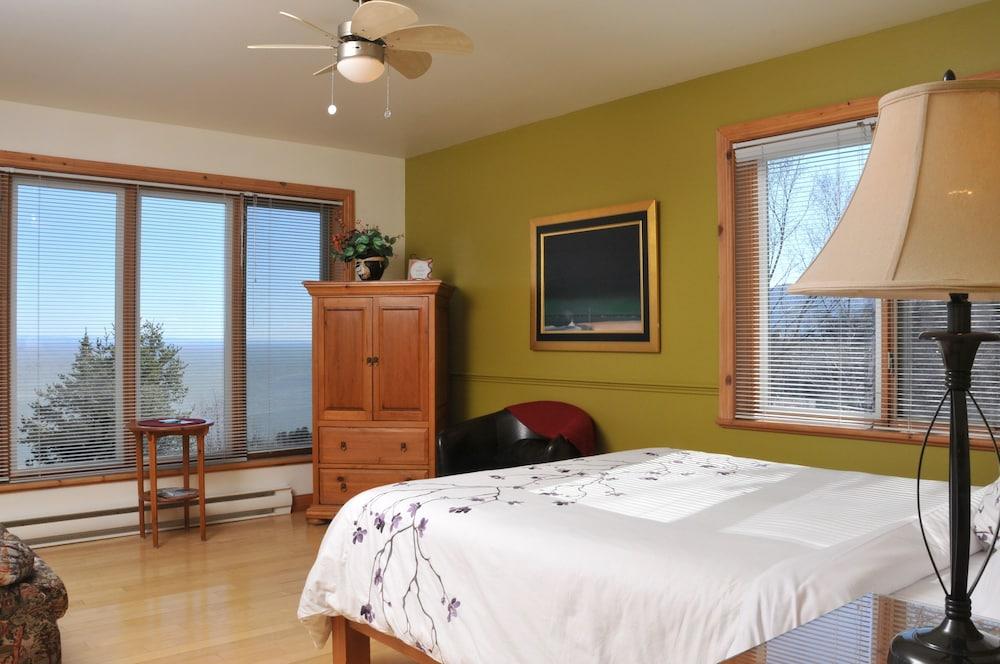 Auberge Cap-aux-Corbeaux