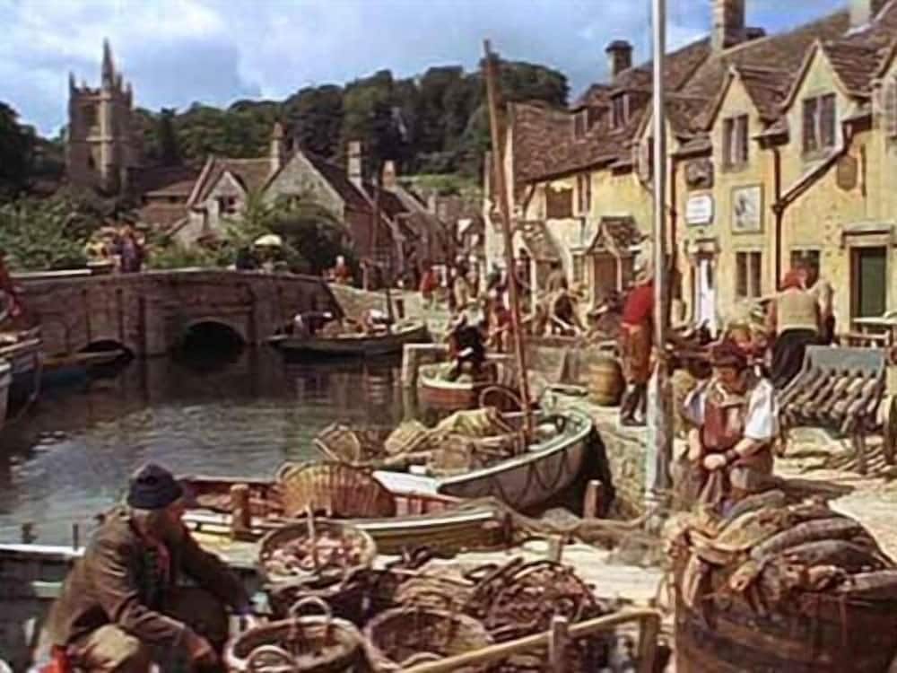 Battens Farm Cottages - B&B and Self-catering Accommodation