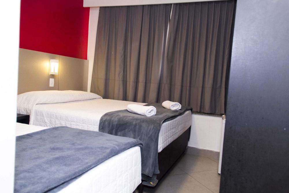 Hotel Minuano Express