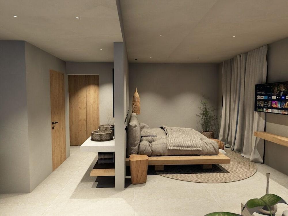 Indigo Suites Collection Adults Only.