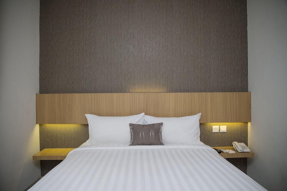 D'Cozie Hotel by Prasanthi