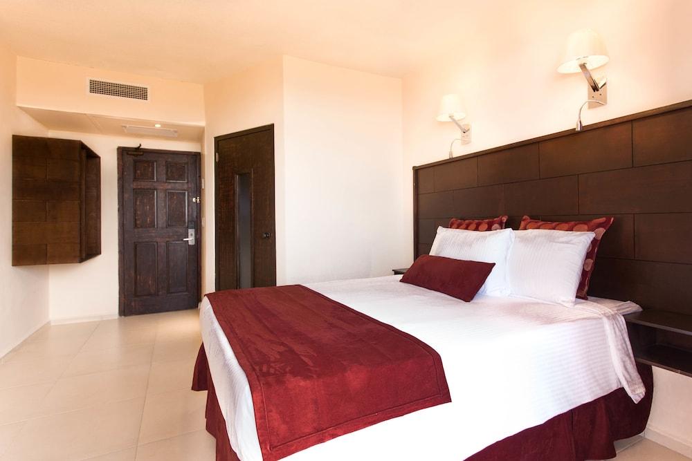 Punta West Bed & Breakfast