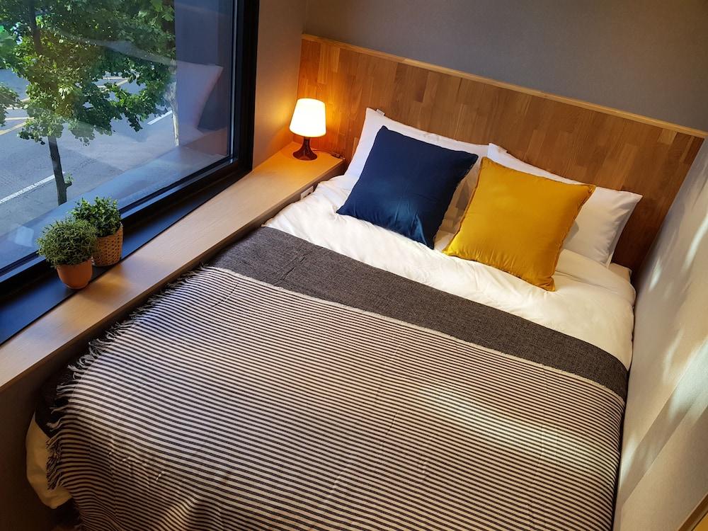 Hostel CLEO Seoul Hongdae
