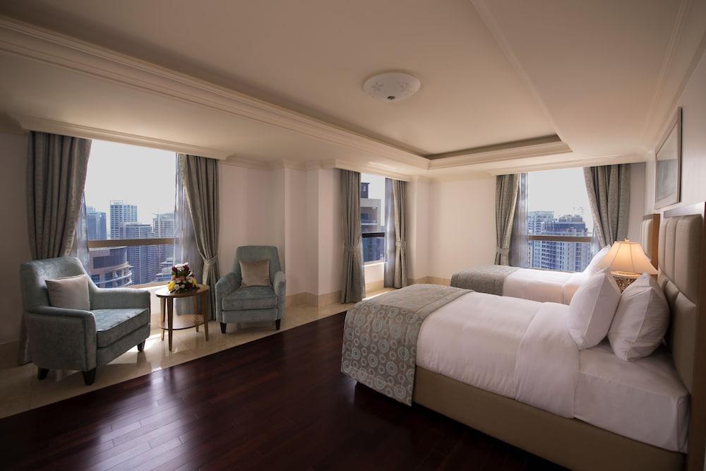 Roda Amwaj Suites