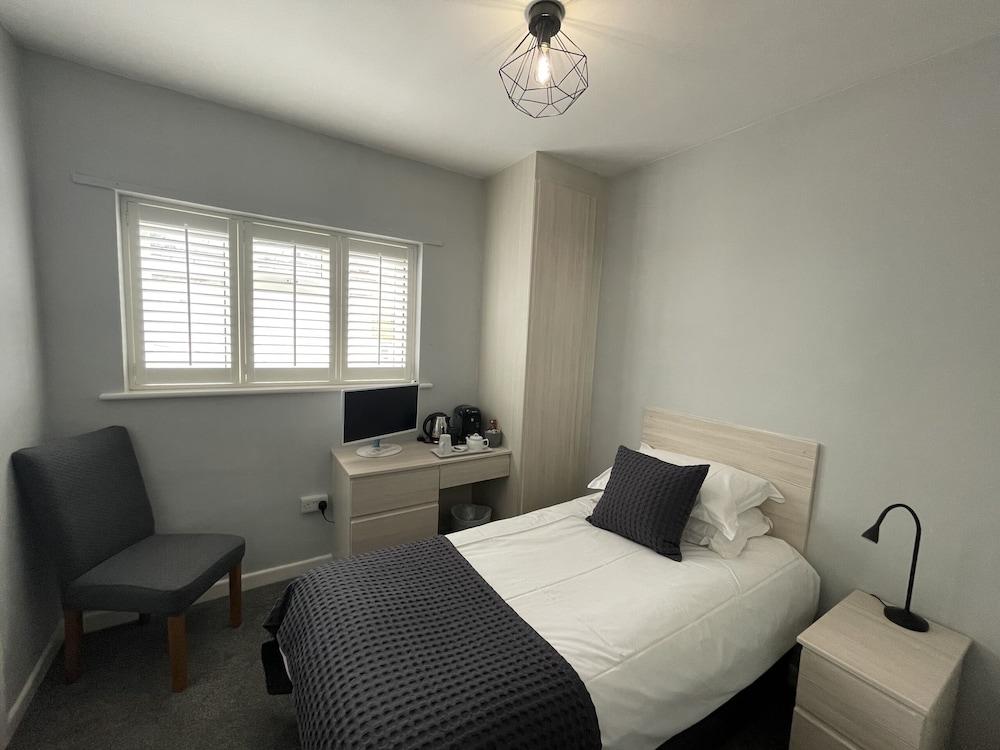 Grosvenor Lodge Guest House