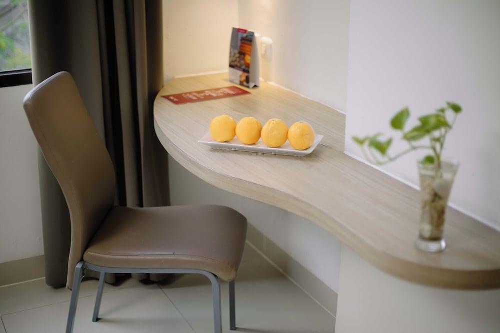 favehotel Hyper Square