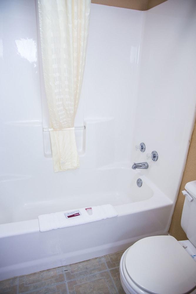 Albany Inn & RV Campground