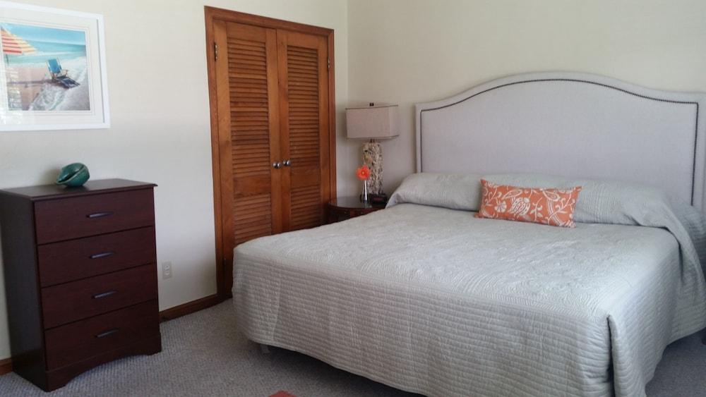 The Conch House Marina Resort