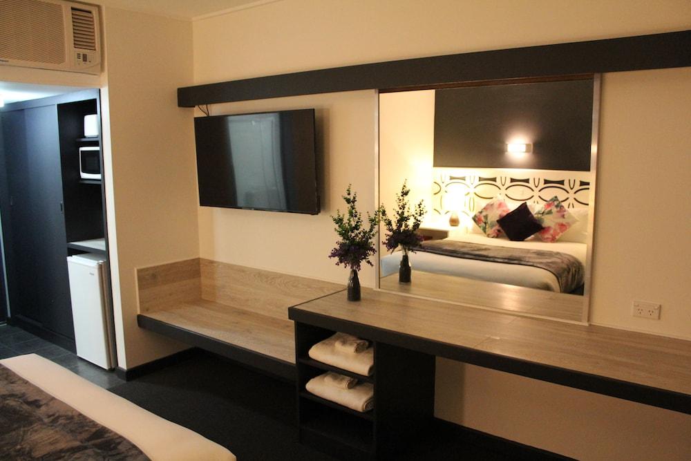 Sandpipers at Millicent