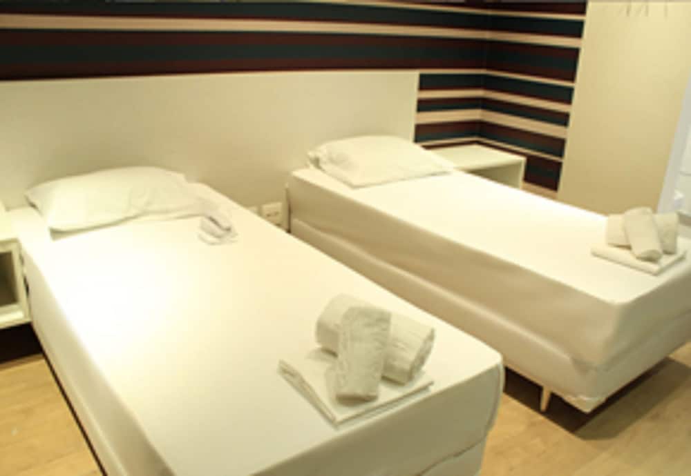 Flex Inn Hotel - Adults Only