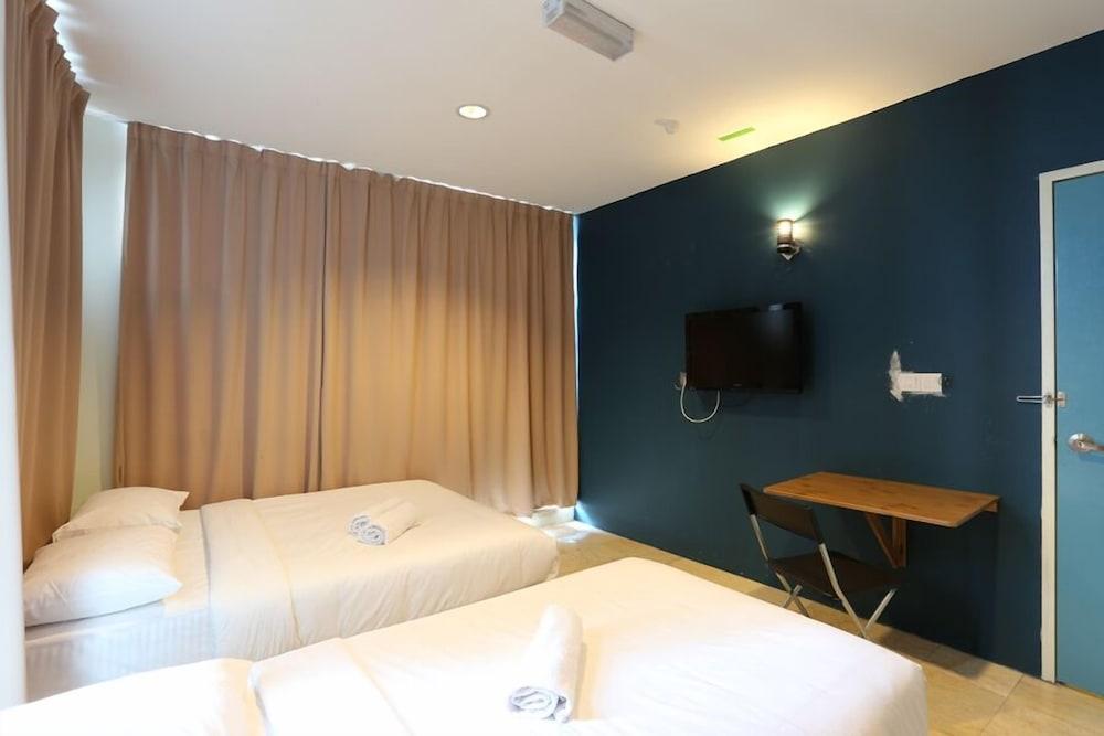 New Town Hotel USJ Sentral