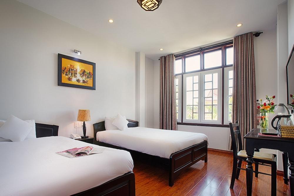 Riverside Impression Villa