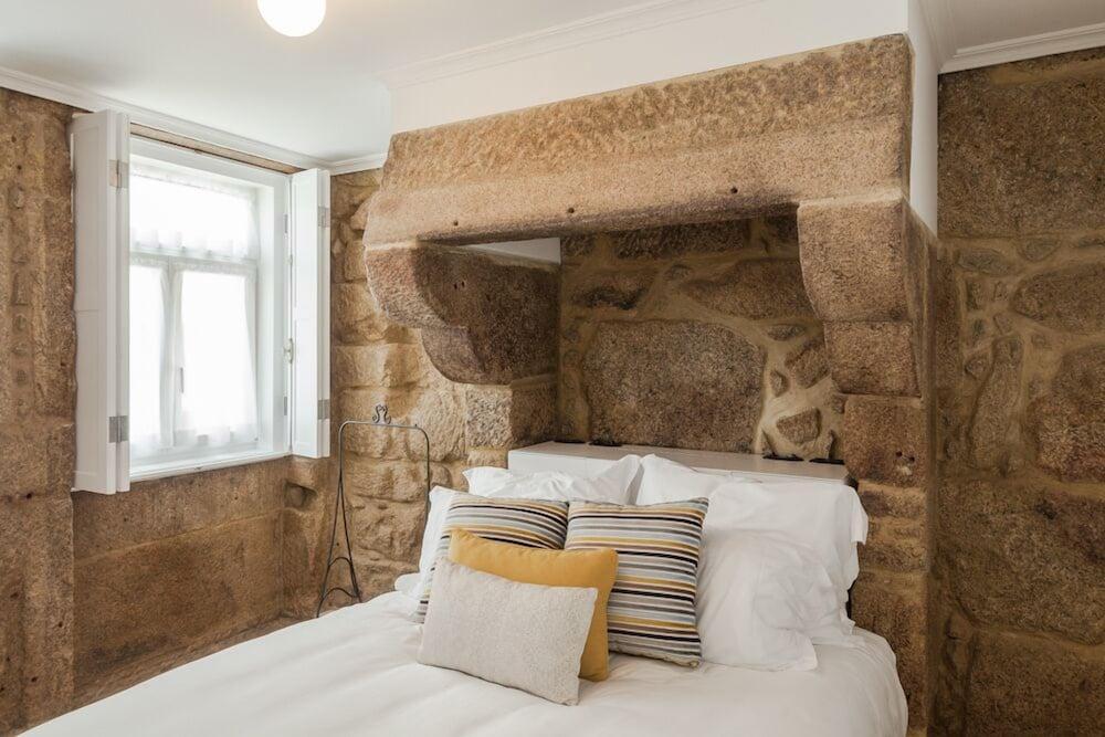 1872 River House by Olivia