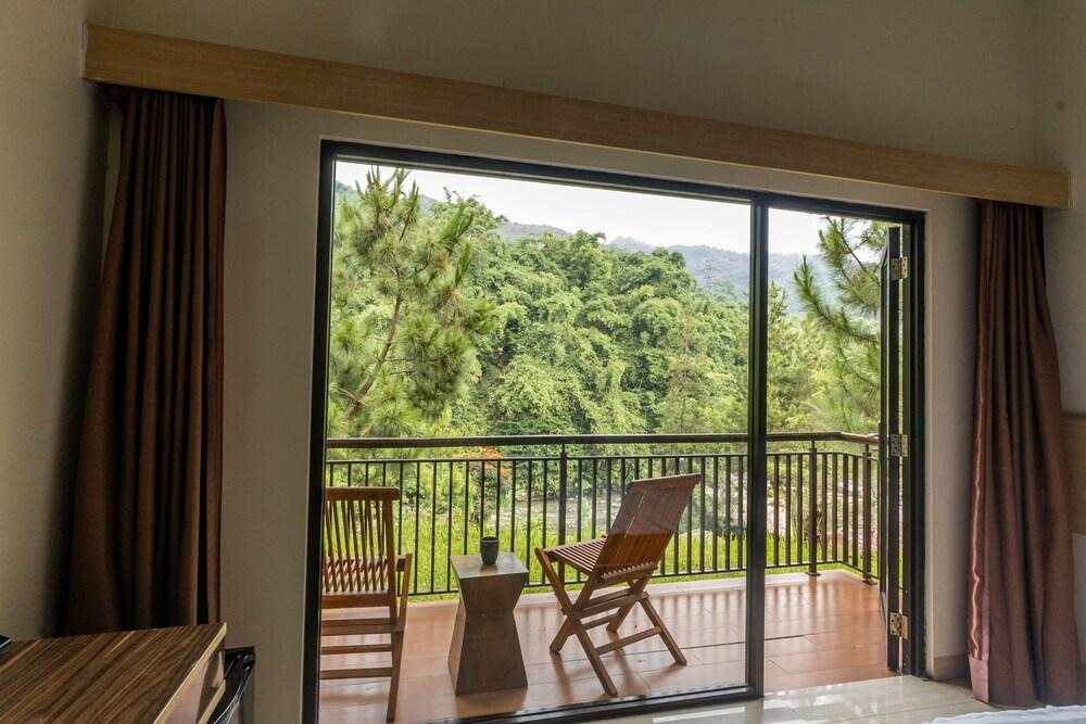 Driam Riverside Resort