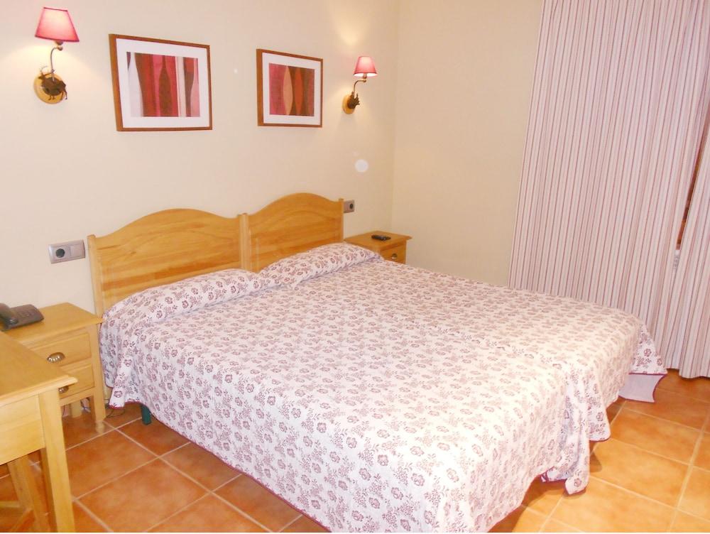 Hotel Restaurant Camp del Serrat