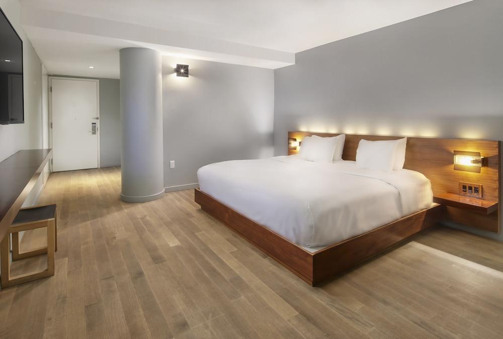 Truss Hotel Times Square