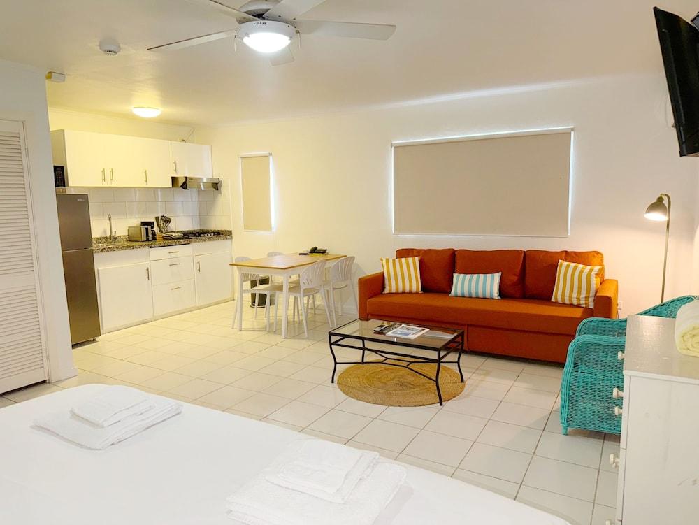 Aruba Palms Escape Suites