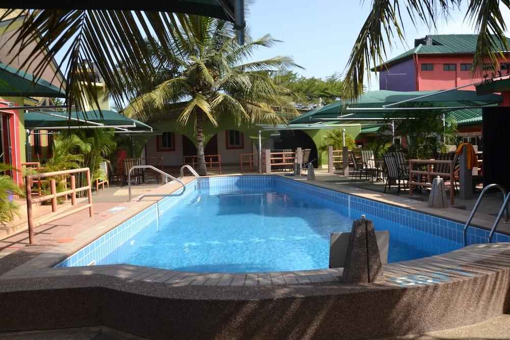 Kaysens Grande Hotel